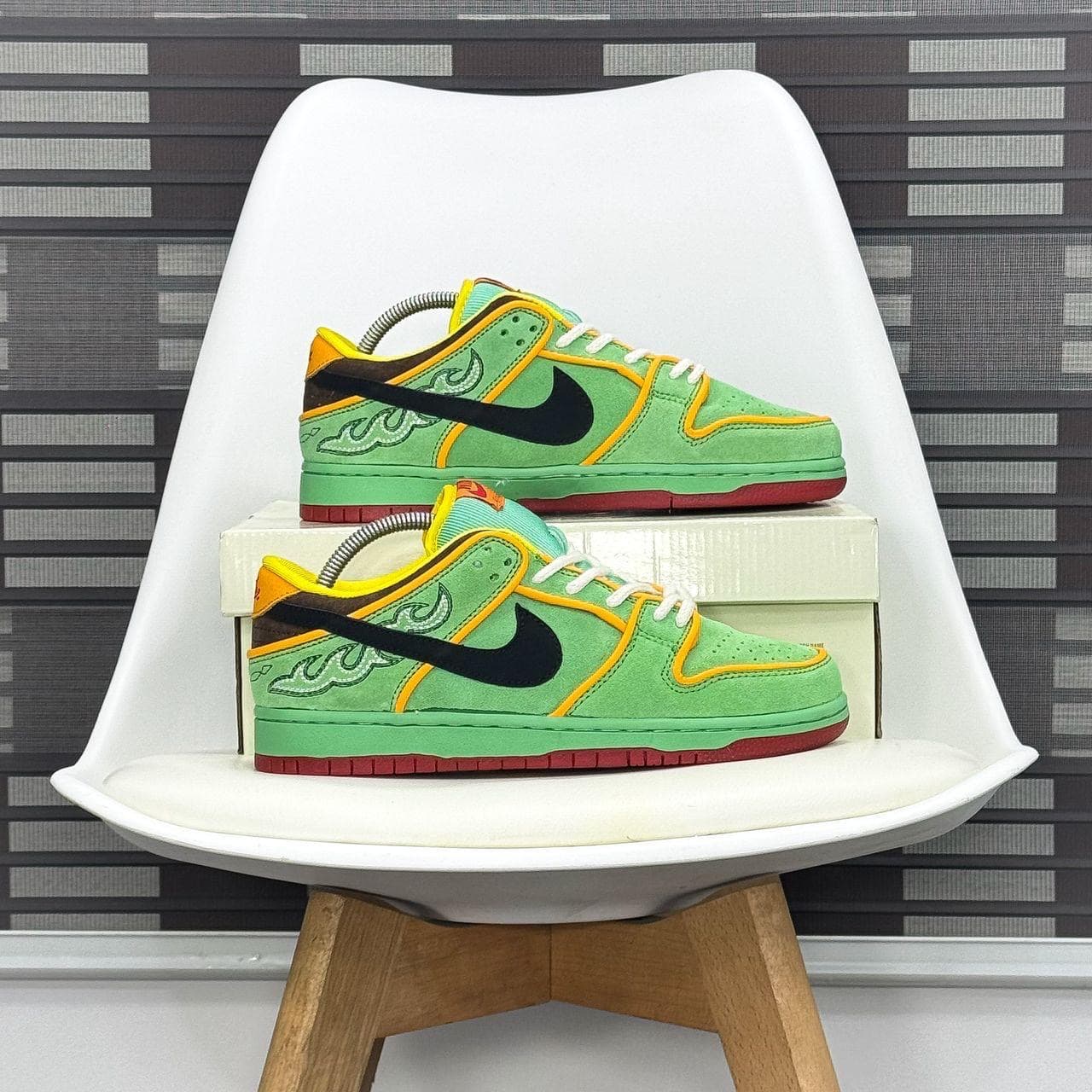 BLACK HISTORY MONTH {BHM} x NIKE SB DUNK LOW PRO “TOURMALINE”